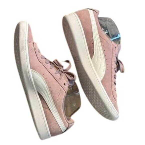 Puma Shoes - Puma Womens Suede Classic Sneakers Dusty Lavender With White Stripe